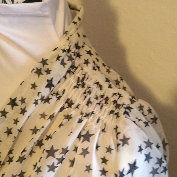 Adorable Star Sheer Top - Picture 3 of 6